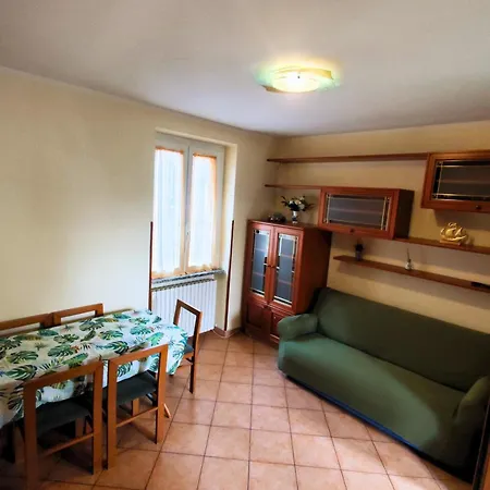 La Corte Dell'accoglienza Apartment Valmadrera