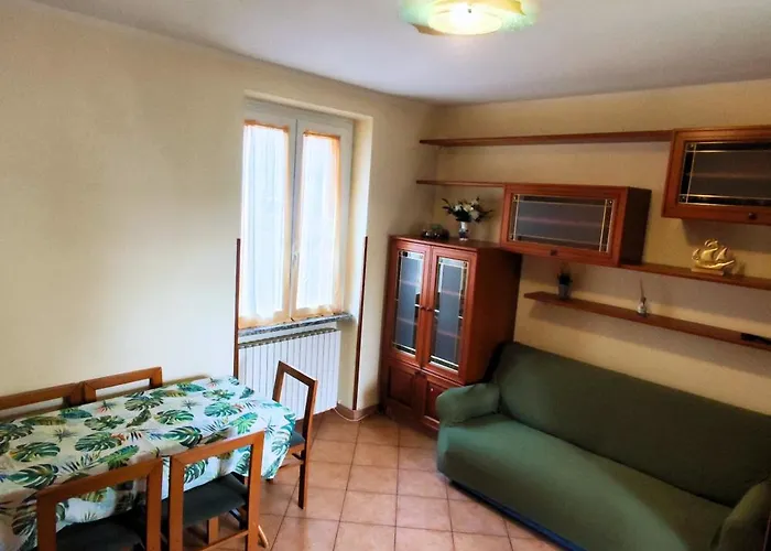 La Corte Dell'accoglienza Lägenhet Valmadrera